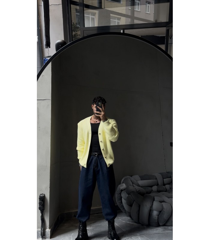 OVERSİZE CROP KESİM DÜĞME DETAYLI HIRKA