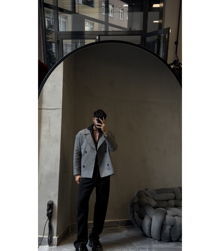 CROP KESİM OVERSİZE DÜĞME DETAYLI CEKET