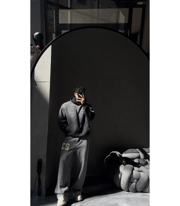 OVERSİZE SPREY DETAYLI SWEATSHİRT