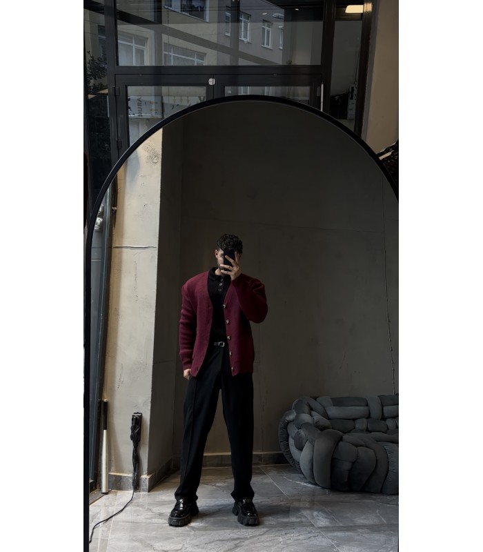 OVERSİZE ÖZEL DÜĞME DETAYLI HIRKA