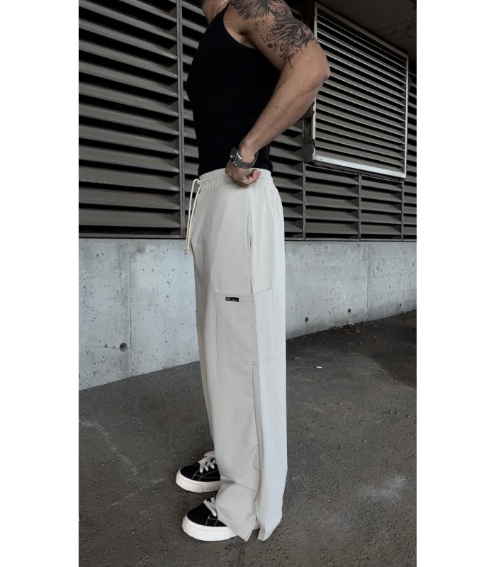 BAGGY PACA YIRTMAÇ DETAYLI EŞOFMAN