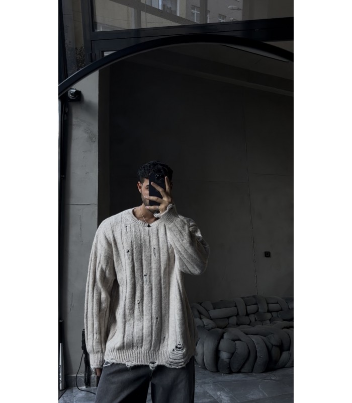 OVERSİZE ÖZEL YIRTMAC DETAYLI BİSİKLET YAKA KAZAK