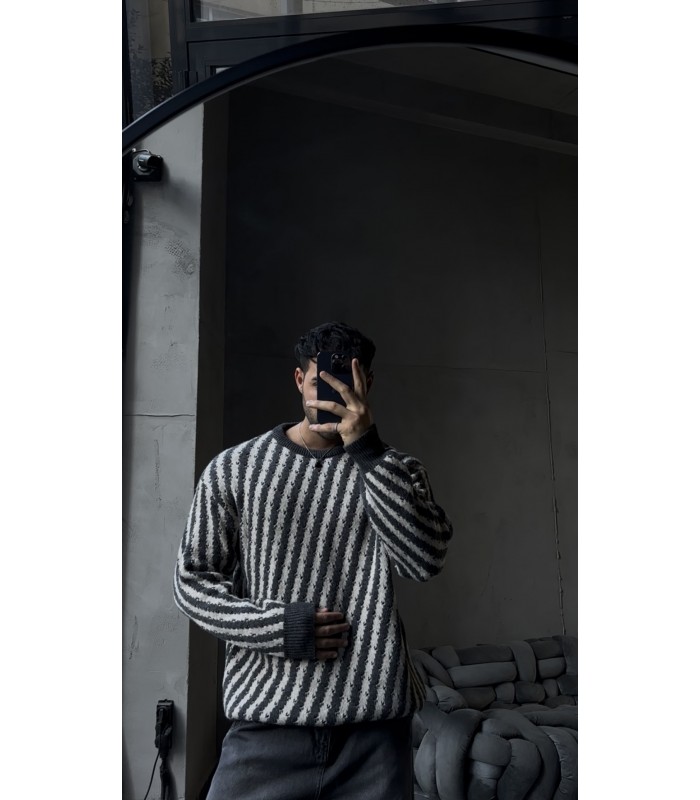 OVERSİZE ÖZEL DESEN DETAYLI  BİSİKLET YAKA KAZAK