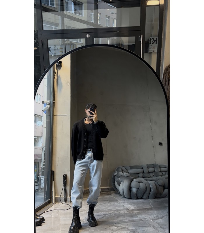 OVERSİZE ÖZEL YAKA DETAYLI HIRKA