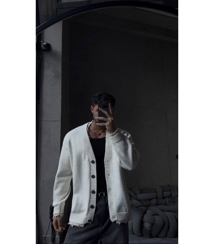 OVERSİZE ÖZEL YAKA DETAYLI HIRKA