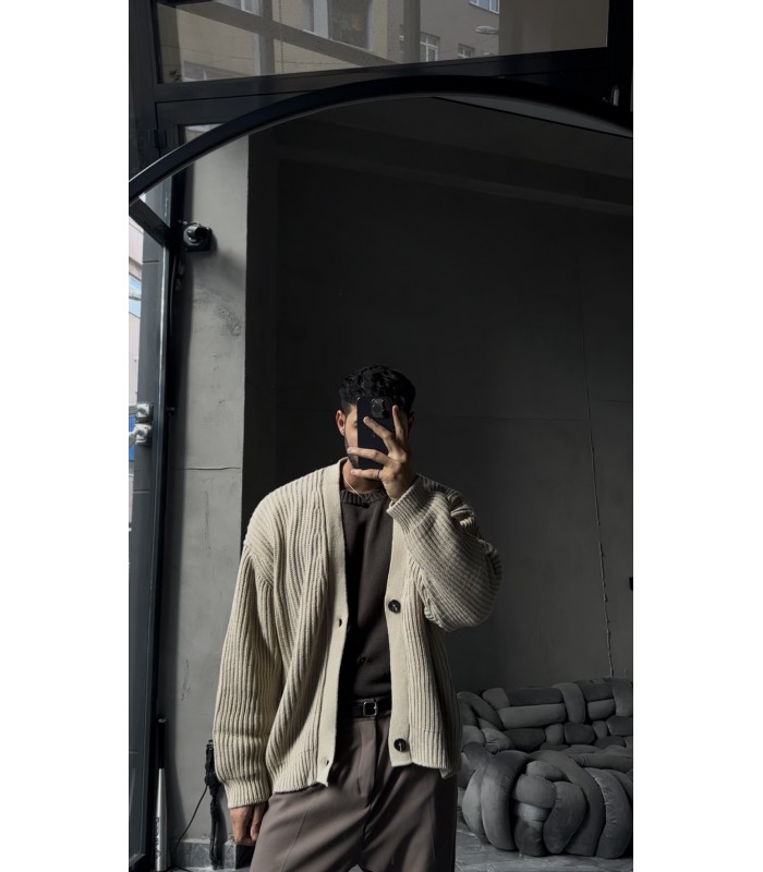 ÖZEL OVERSİZE TASARIM  DÜĞME DETAYLI HIRKA