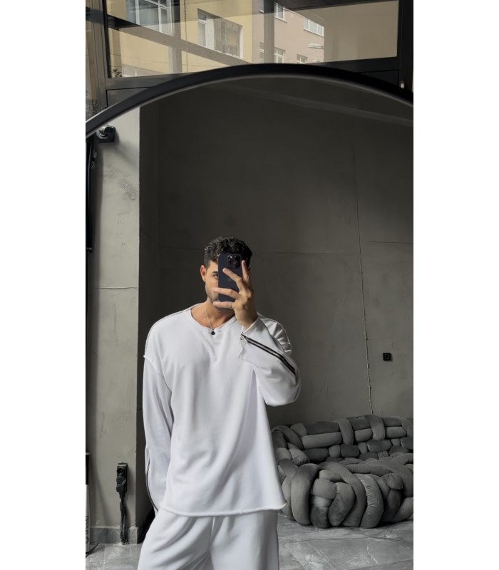 ÖZEL TASARIM YANDAN FERMUAR DETAYLI EŞOFMAN TAKIM