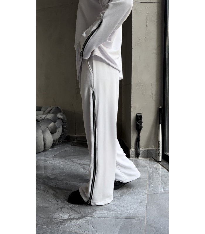 ÖZEL TASARIM YANDAN FERMUAR DETAYLI EŞOFMAN