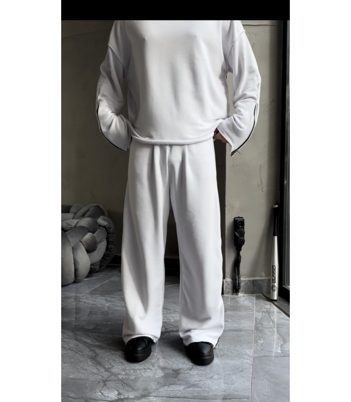 ÖZEL TASARIM YANDAN FERMUAR DETAYLI EŞOFMAN