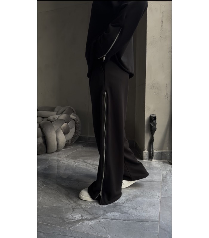 ÖZEL TASARIM YANDAN FERMUAR DETAYLI EŞOFMAN