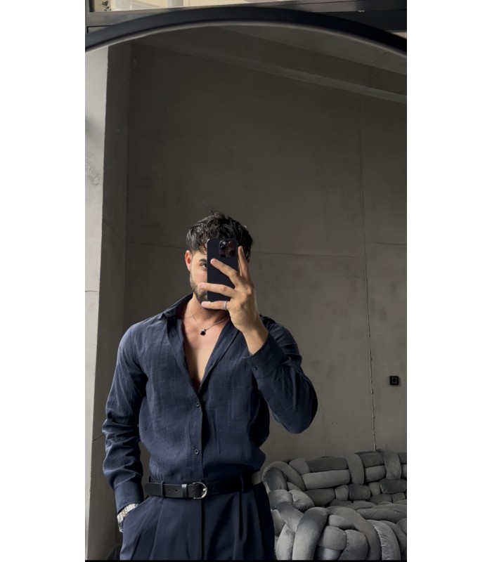 ÖZEL DESEN DETAYLI TENSEL KUMAŞ GÖMLEK