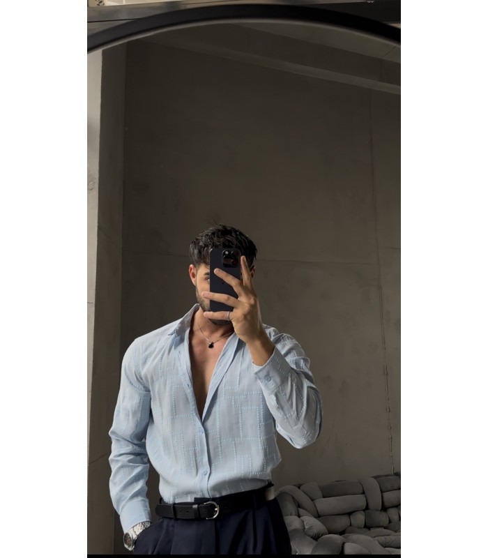 ÖZEL DESEN DETAYLI TENSEL KUMAŞ GÖMLEK