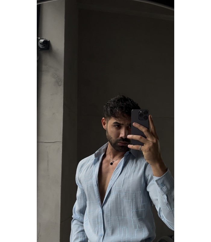 ÖZEL DESEN DETAYLI TENSEL KUMAŞ GÖMLEK