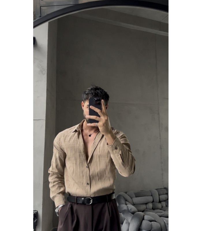 ÖZEL DESEN DETAYLI TENSEL KUMAŞ GÖMLEK