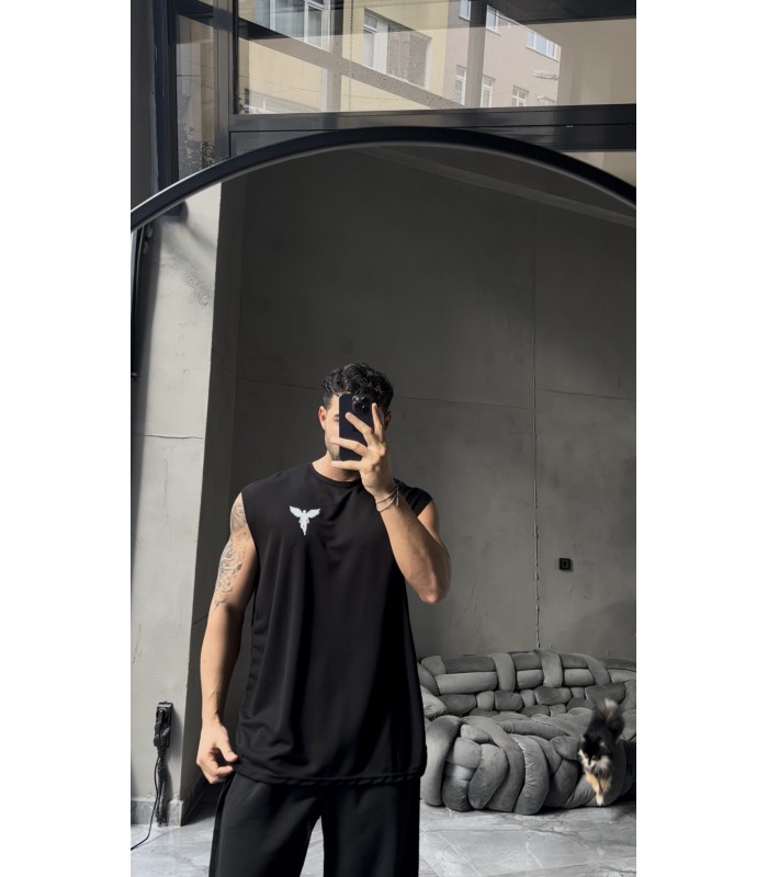 OVERSİZE İNCE KUMAŞ LİKRALI SIFIR KOL TSHIRT