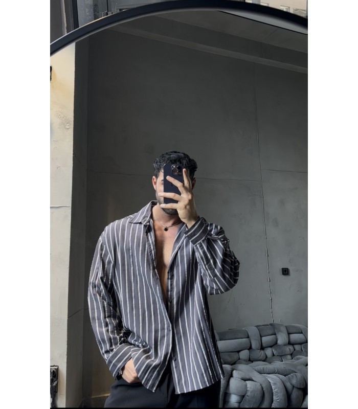 İNCE ÇİZGİ DETAYLI OVERSİZE GÖMLEK