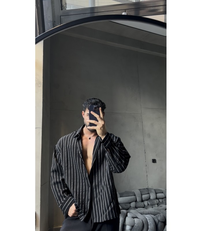 İNCE ÇİZGİ DETAYLI OVERSİZE GÖMLEK