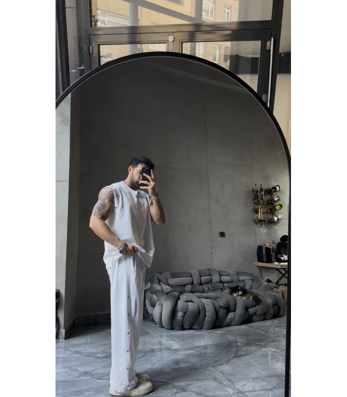 ÖZEL TASARIM OVERSİZE YAN KUŞ GÖZÜ DETAYLI  EŞOFMAN TAKIM