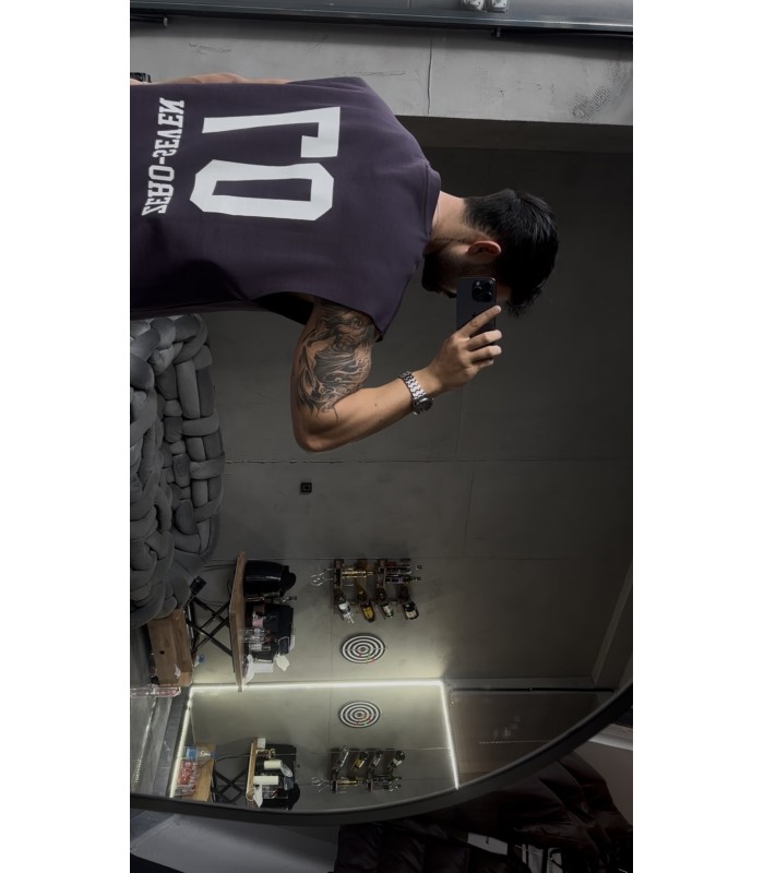 YENİ SEZON YIKAMA KUMAŞ ARKA BASKI DETAYLI OVERSİZE SIFIR KOL TSHİRT