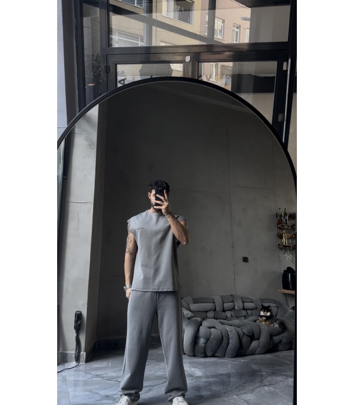 YENİ SEZON YIKAMA KUMAŞ ARKA BASKI DETAYLI OVERSİZE SIFIR KOL TSHİRT