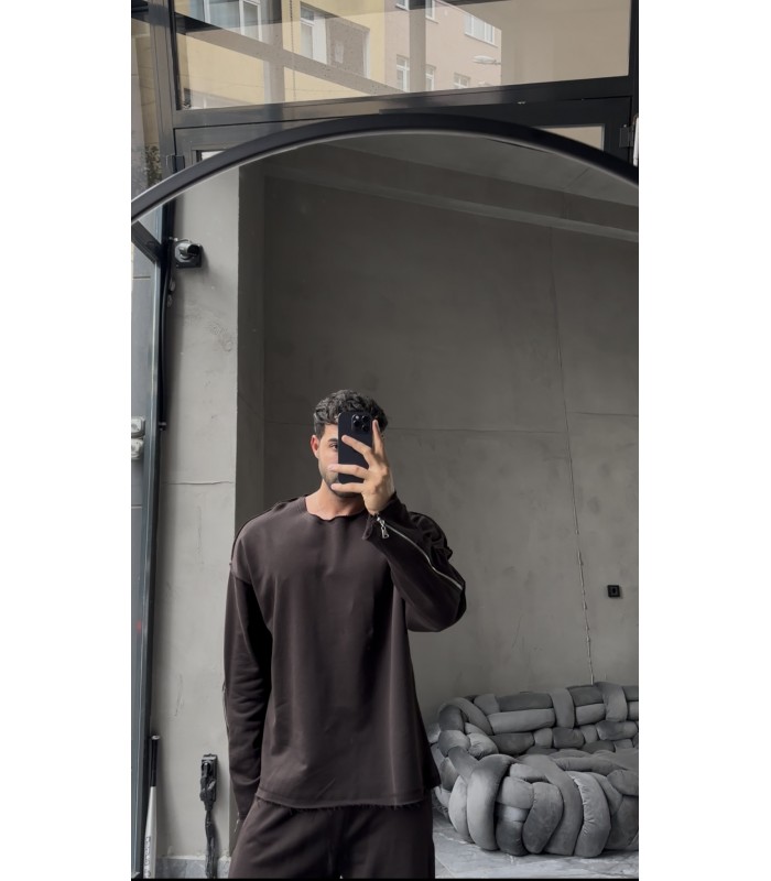 ÖZEL TASARIM YANDAN FERMUAR DETAYLI EŞOFMAN TAKIM