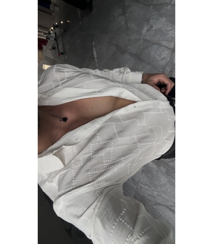 ÖZEL DESEN DETAYLI TENSEL KUMAŞ GÖMLEK