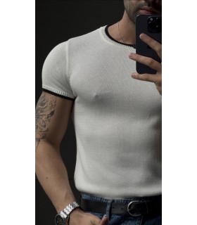 BİSİKLET YAKA ÖZEL  DESEN DETAYLI TİRKO TSHIRT