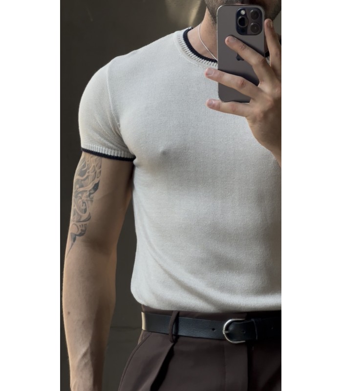 BİSİKLET YAKA ÖZEL  DESEN DETAYLI TİRKO TSHIRT