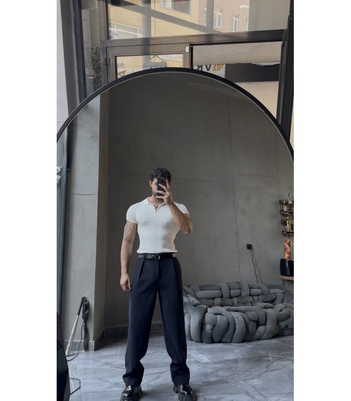 POLO YAKA ÖZEL NAKIŞ DESEN DETAYLI TİRKO TSHIRT