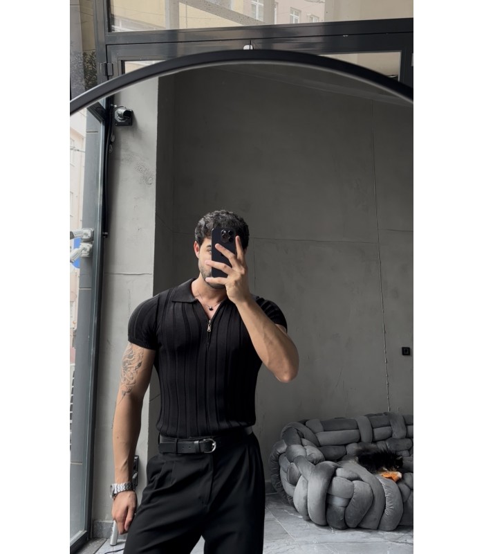 LİKRALI YAKA FERMUAR ÖZEL DESEN DETAYLI TSHIRT
