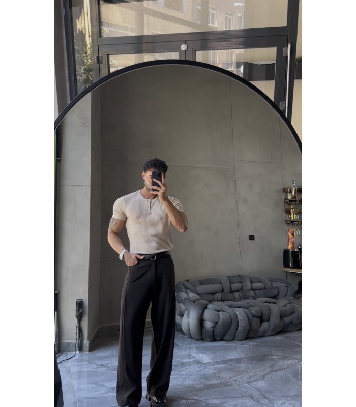 HAKİM YAKA DÜĞME DETAYLI TSHIRT