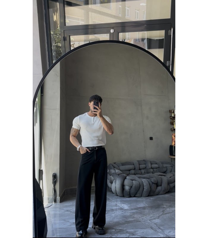 HAKİM YAKA DÜĞME DETAYLI TSHIRT
