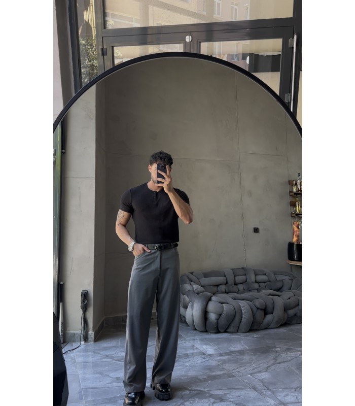 HAKİM YAKA DÜĞME DETAYLI TSHIRT