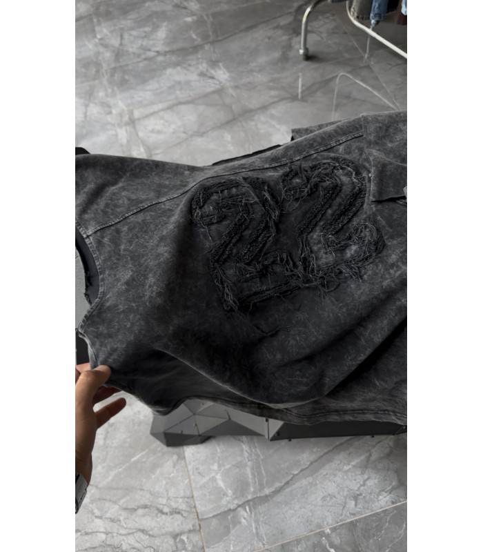 22 RAKAM  DETAYLI YIKAMA KUMAŞ SIFIR KOL TSHIRT