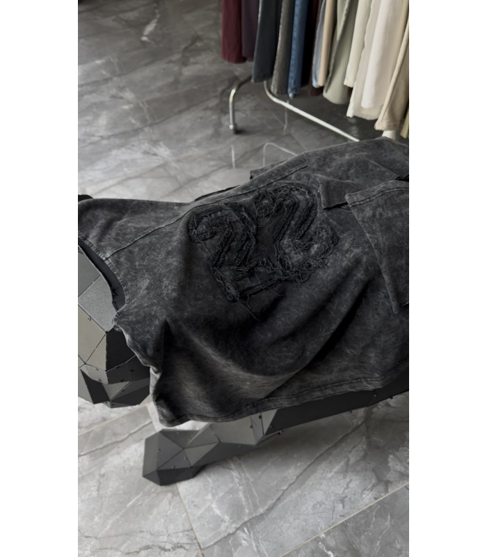 22 RAKAM  DETAYLI YIKAMA KUMAŞ SIFIR KOL TSHIRT