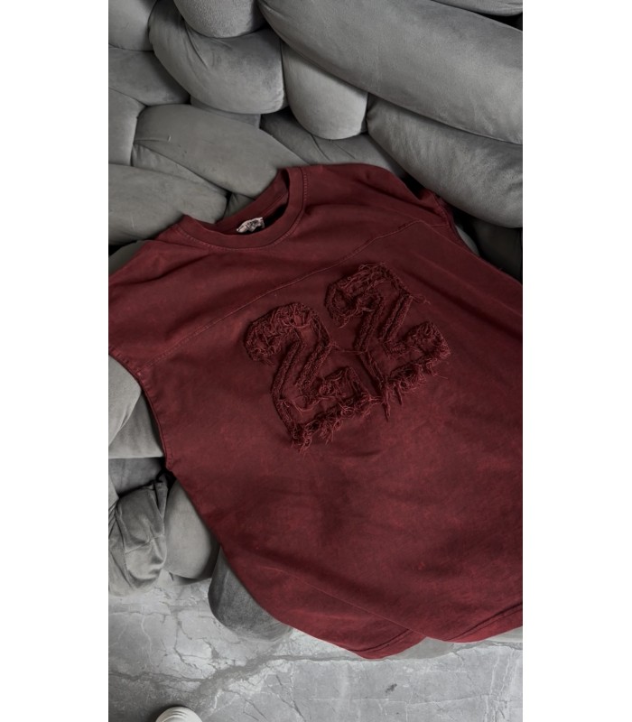 22 RAKAM  DETAYLI YIKAMA KUMAŞ SIFIR KOL TSHIRT