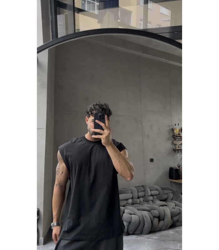 BİSİKLET YAKA OVERSİZE SIFIR KOL TSHIRT