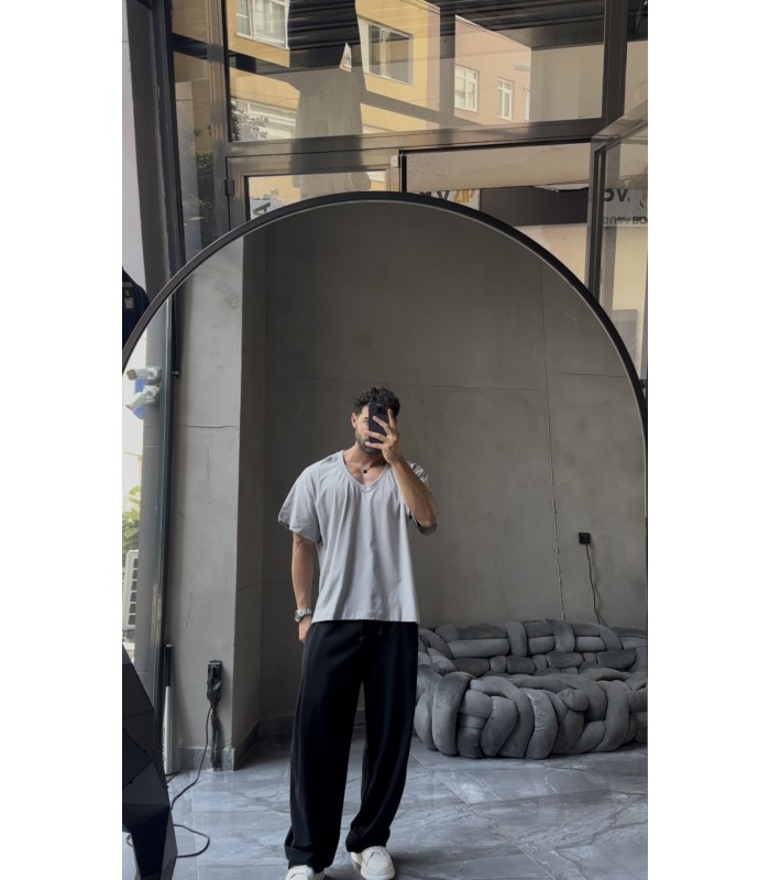 Oversize kalıp  Derin V yaka