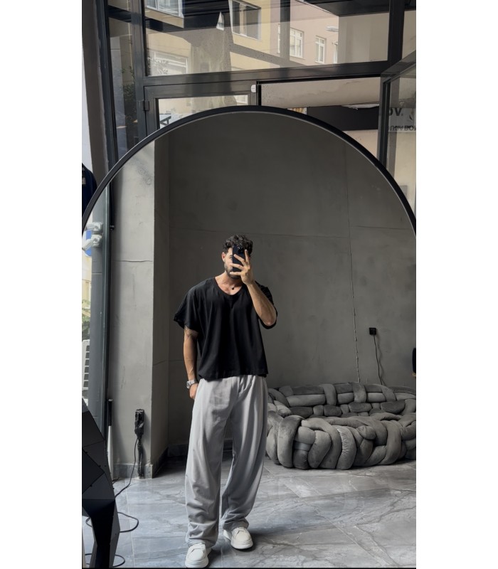 Oversize kalıp  Derin V yaka