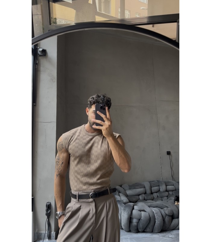 Slim Fit Ajurlu Dokulu Kolsuz Triko